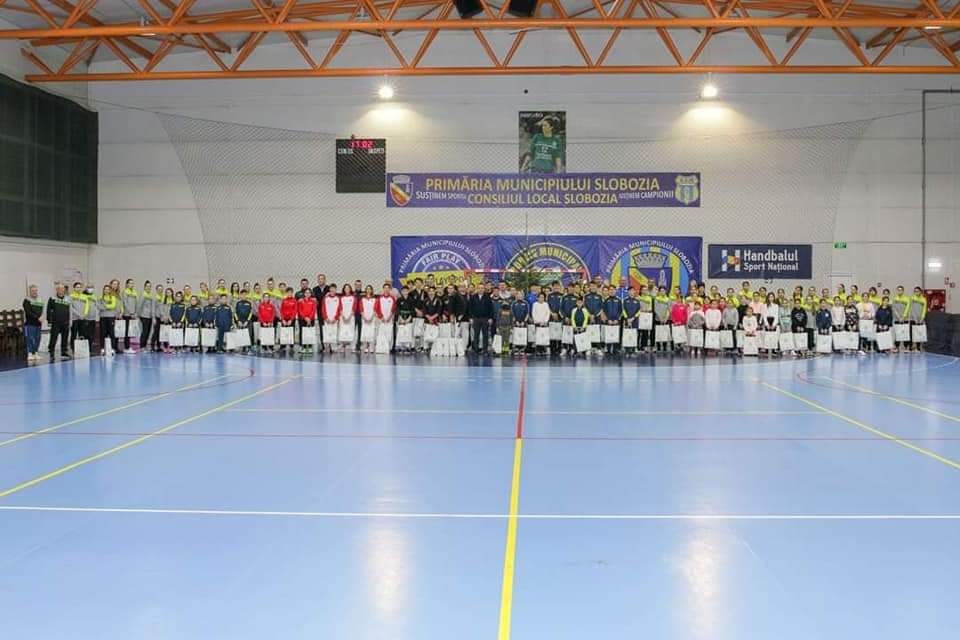 Moș Crăciun a trecut pe la CSM Unirea Slobozia!